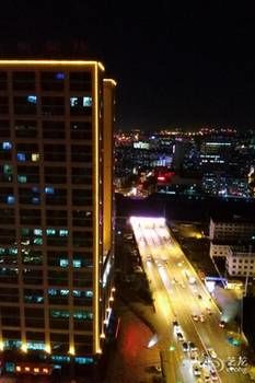 Junhui Hotel 2*