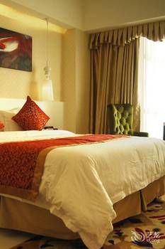 New Dongyuan International Hotel (Shenzhen International Convention and Exhibition Center) 3*