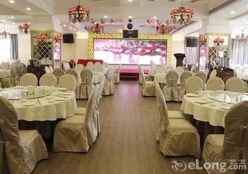 New Dongyuan International Hotel (Shenzhen International Convention and Exhibition Center) 3*
