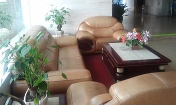 Junfu Hotel (Shiqiao Subway Huangbian Food Street Branch) 3*