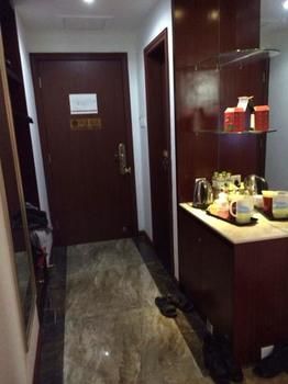 Xinhang Hotel (Zhuhai Jinwan Airport Science and Technology College) 3*