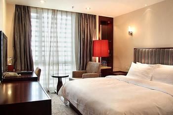 GLORIA RESORT TIAN JIN 4*