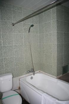 Boutique Holiday Hotel (Beihai Beibuwan Square) 3*