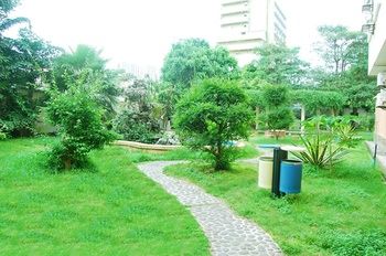 Boutique Holiday Hotel (Beihai Beibuwan Square) 3*