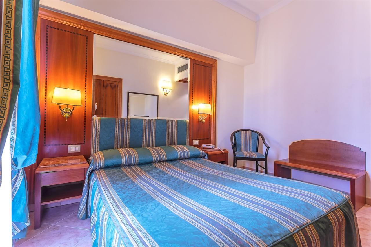 Raeli Hotels Lazio 3*