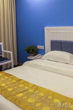 Jinyi Holiday Hotel (Guilin Railway Station South Zhongshan Road) 3*