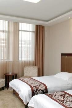 Holiday Inn Nanjing Yingzun Hotel (Nanjing University Xianlin Subway Station) 3*