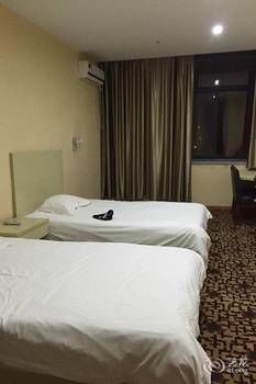 Holiday Inn Nanjing Yingzun Hotel (Nanjing University Xianlin Subway Station) 3*