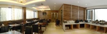 Holiday Inn Nanjing Yingzun Hotel (Nanjing University Xianlin Subway Station) 3*