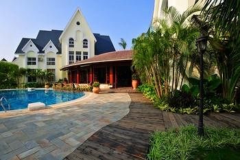 Sufubi Gallery Hotel 3*