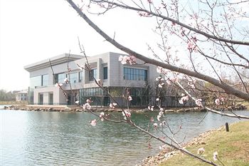 South Lake Hotel 5*