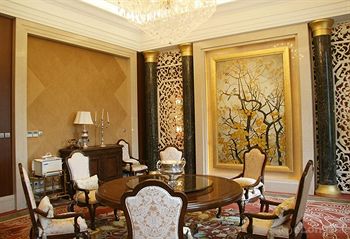 South Lake Hotel 5*