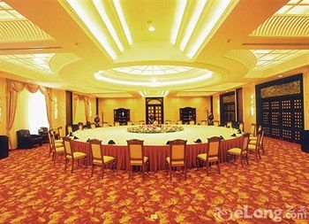 South Lake Hotel 5*