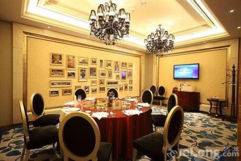 South Lake Hotel 5*