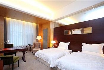 South Lake Hotel 5*