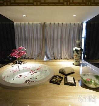Shihai Zheren Boutique Hotel (Shenyang ) 3*