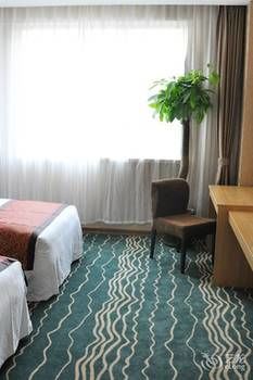 Hengxing Hotel 3*