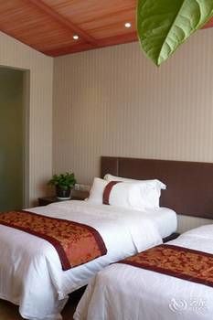 Hengxing Hotel 3*