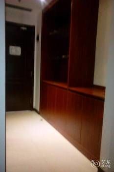 Hengxing Hotel 3*