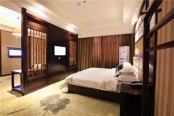 Zhangjiajie Fulante Tianmenjun Boutique Hotel (Hourong Food Street 72 Wonder Tower) 2*