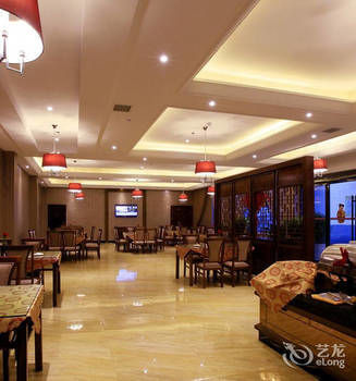 Zhangjiajie Fulante Tianmenjun Boutique Hotel (Hourong Food Street 72 Wonder Tower) 2*