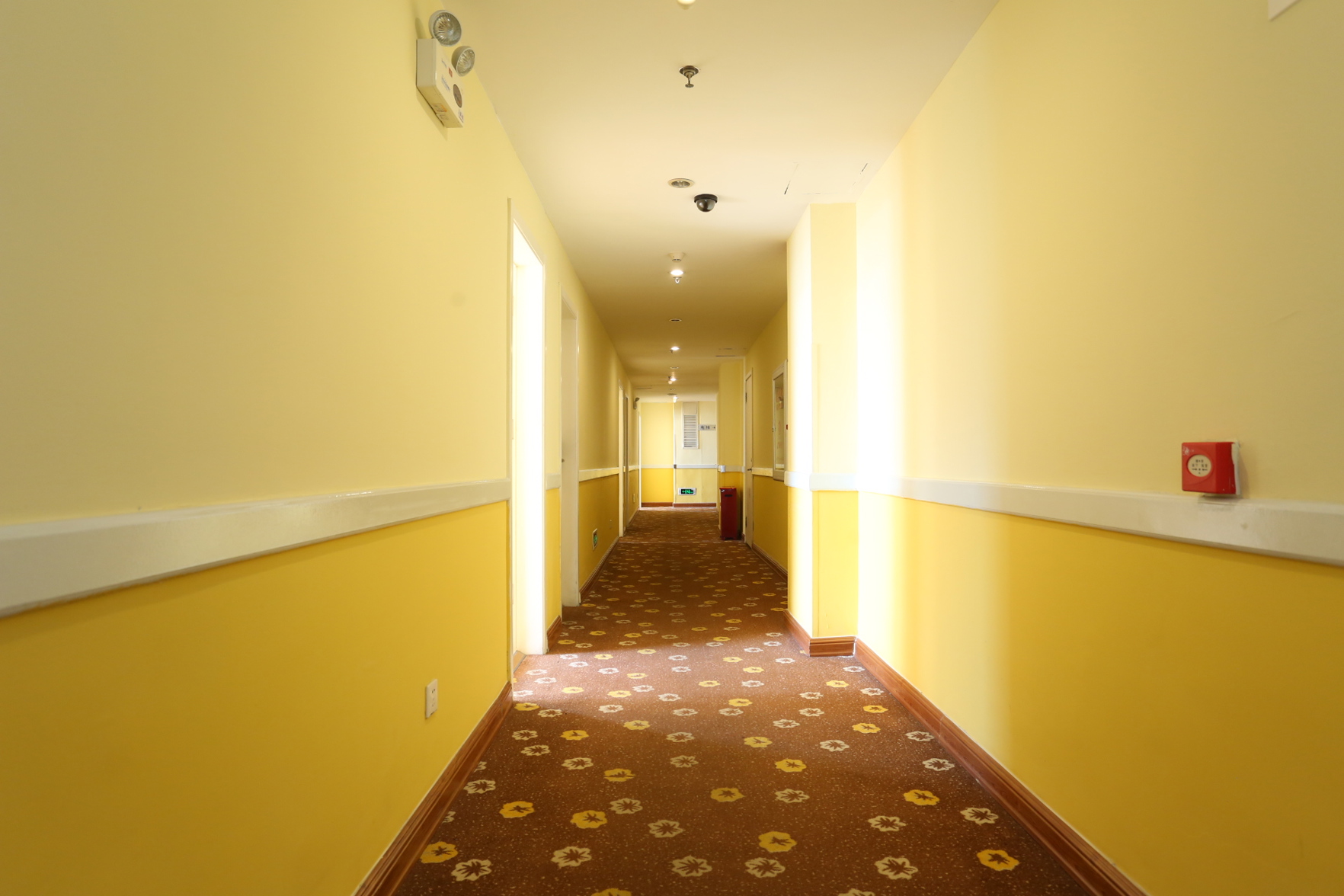 Homeinn Hotel (Changchun Jilin University Second Hospital Yatai Campus Animal and Plant Park) 2*