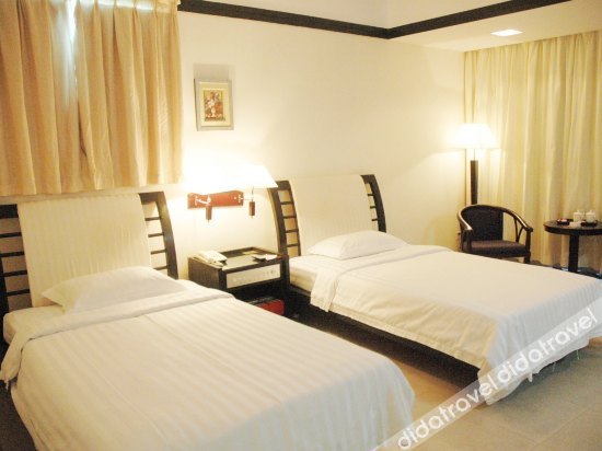 Enping Jinjiang Hotspring Hotel 4*