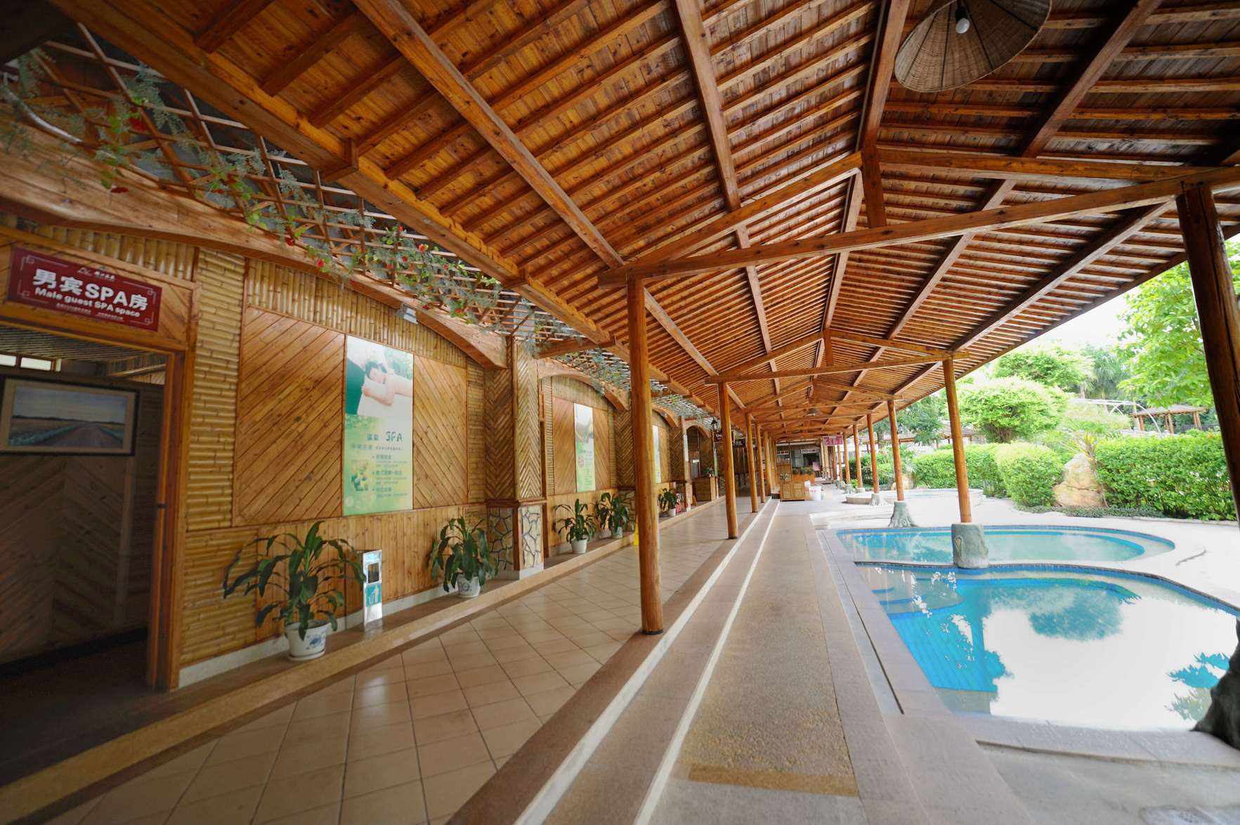 Enping Jinjiang Hotspring Hotel 4*