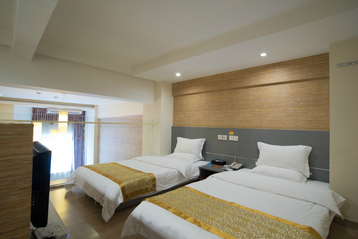 Hotel Dondale 3*