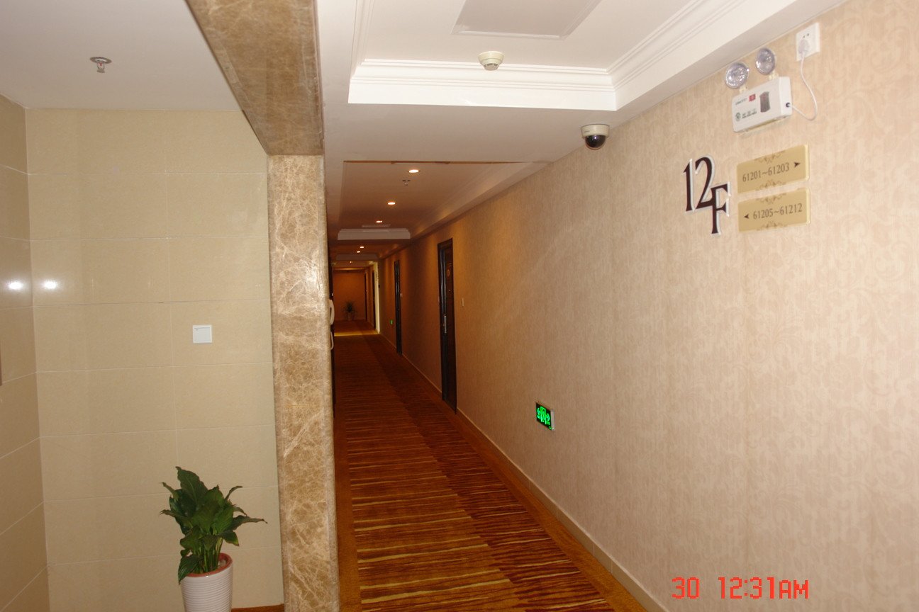 Regan International Hotel 3*