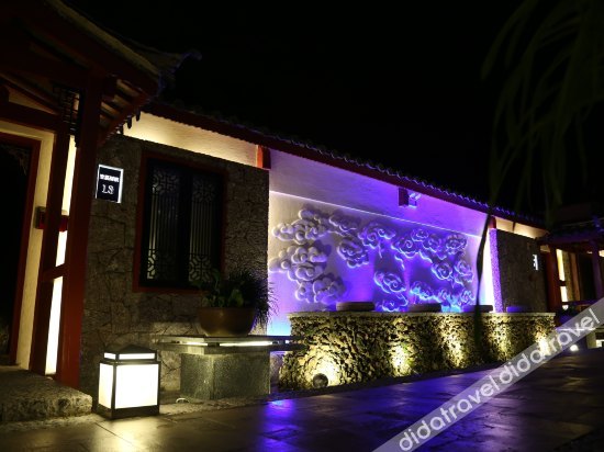 JP Hyllis Hotel 4*