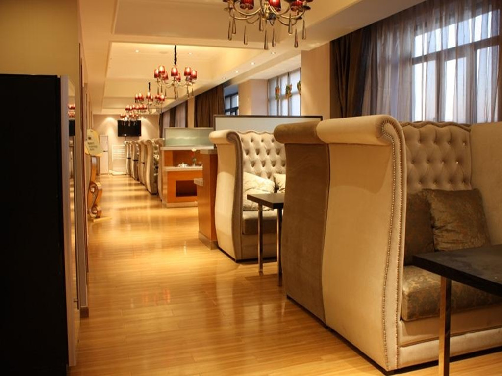 Grand Hyatt Baotou (Baobaiwangfujing Store) 3*