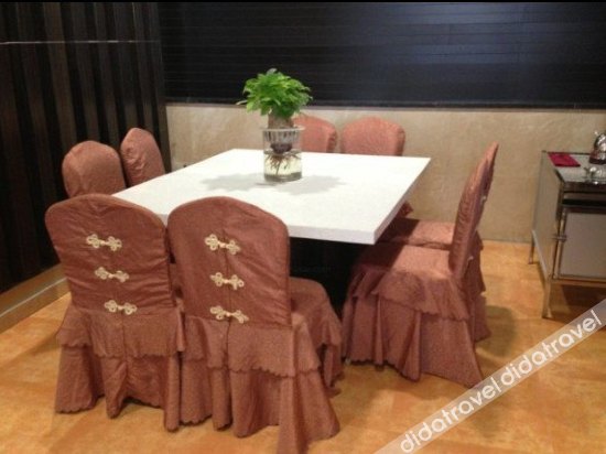 Ejura Hotel (Guangzhou North Station Branch) 3*