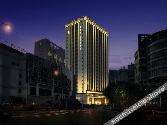 JUCHUNYUAN Fuzhou Grand Hotel (Dongjiekou Shopping Center Wuyi Square) 4*