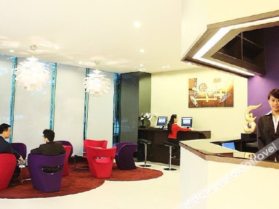 Hotel  Z (Shenzhen Futian Nonglin Subway Station) 3*