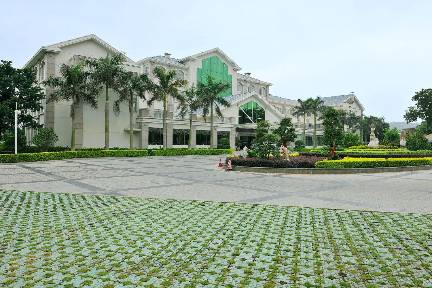 Golden Sands Gulf Hotel 3*