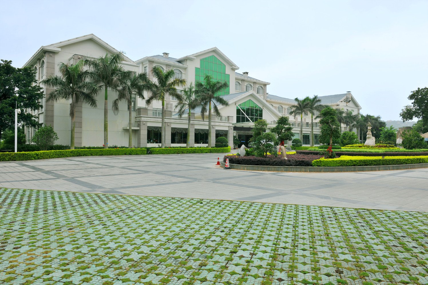 Golden Sands Gulf Hotel 3*