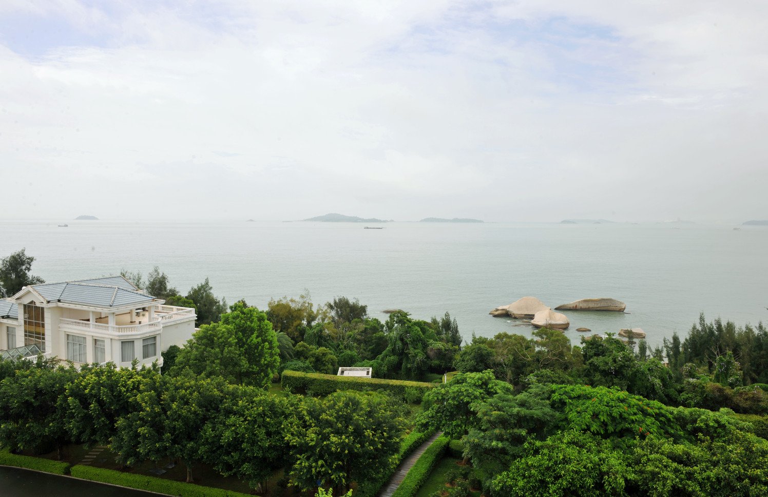 Golden Sands Gulf Hotel 3*