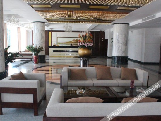 New Summer Palace Hotel 3*