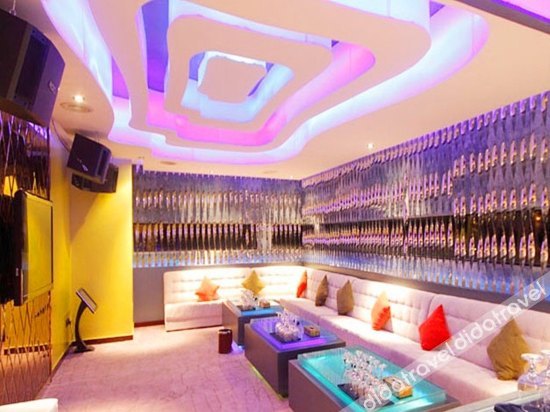 New Summer Palace Hotel 3*