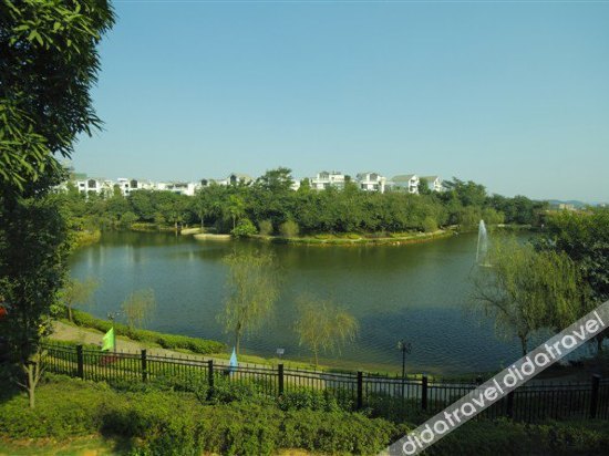 New Summer Palace Hotel 3*