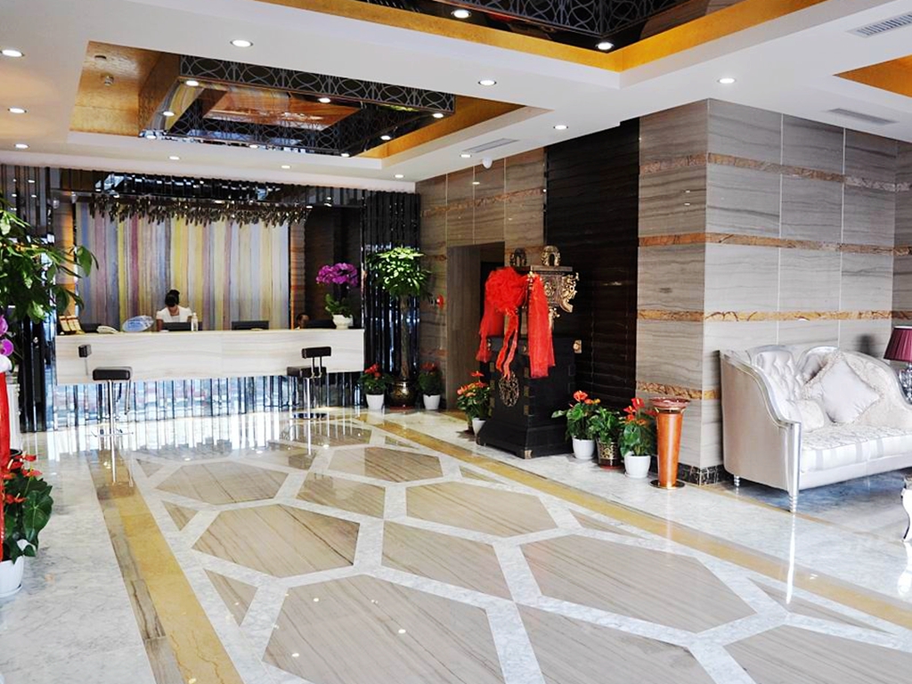 Tianhao Huaxiangcun Hotel 3*