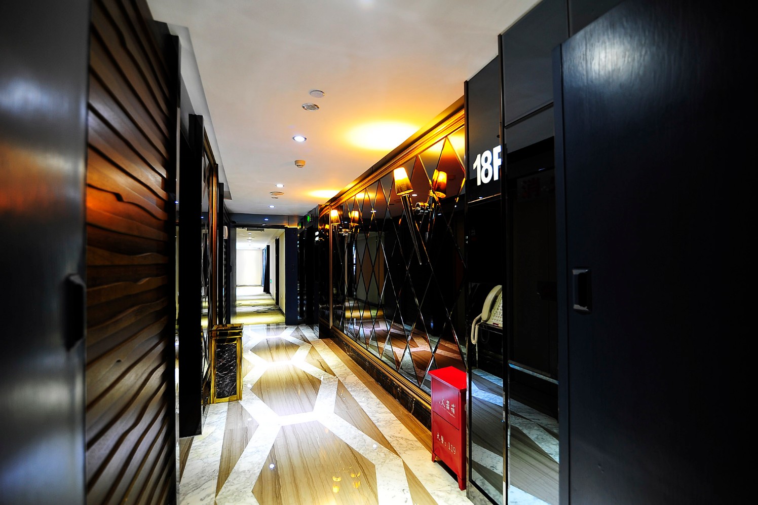 Tianhao Huaxiangcun Hotel 3*