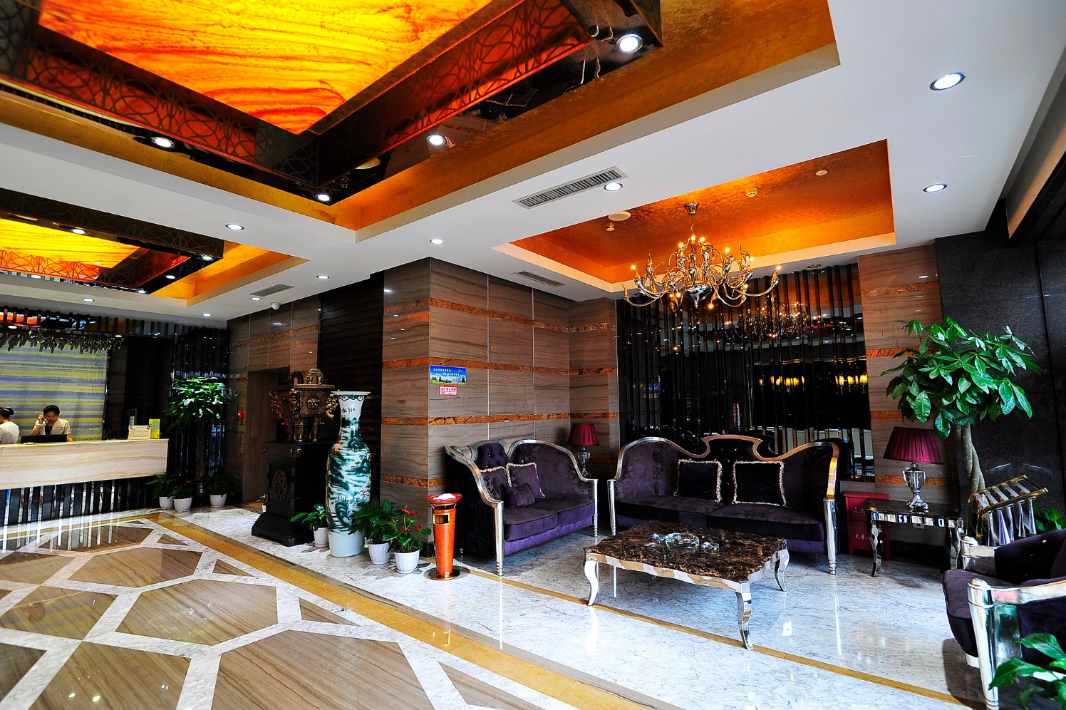 Tianhao Huaxiangcun Hotel 3*