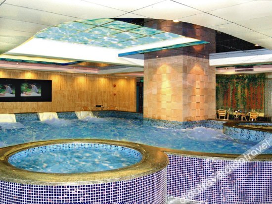 Changfeng Hotel (Shenzhen International Convention and Exhibition Center) 4*
