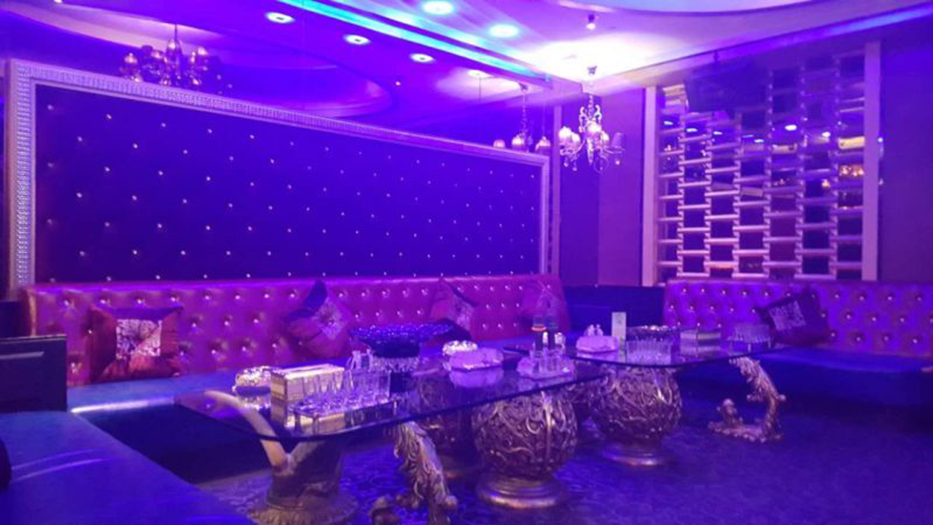 Fenghuangcheng Hotel 3*