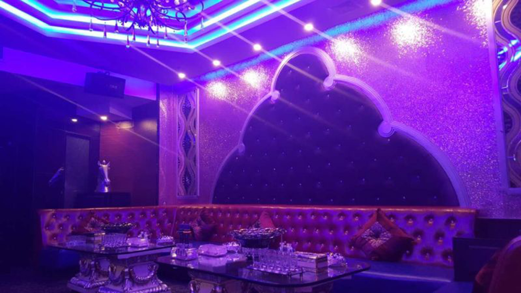 Fenghuangcheng Hotel 3*