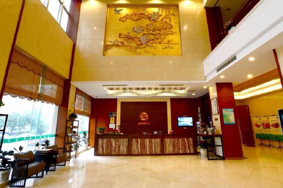 Jinhu Hotel 3*