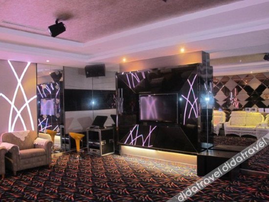 Jinhu Hotel 3*