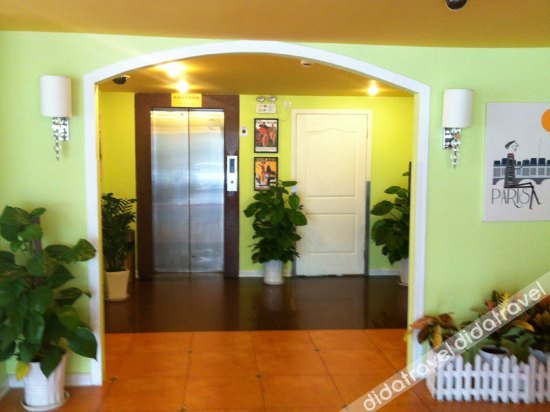 Homeinn · neo (Wuxi Sanyang Square Wuailu Subway Station) 2*